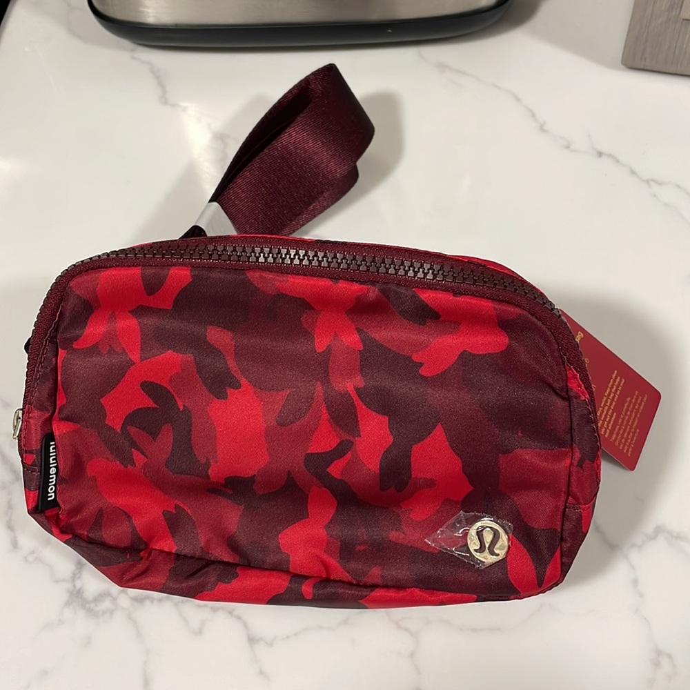 NWT Lululemon year of the rabbit belt bag